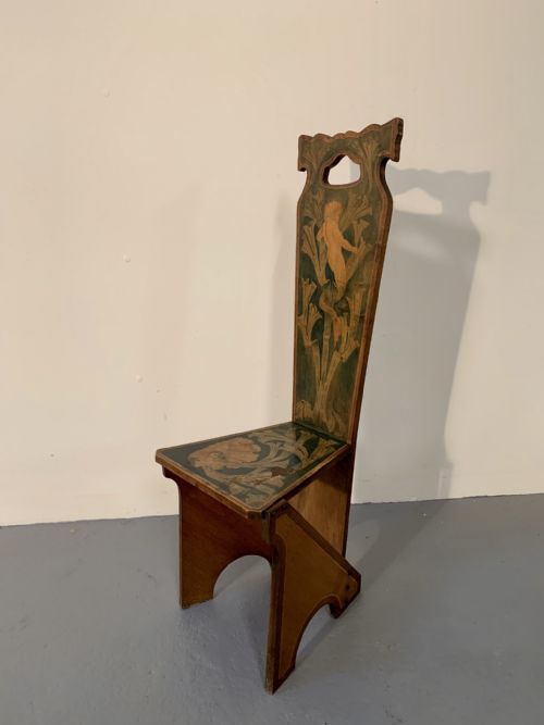 Unusual Spinning Chair