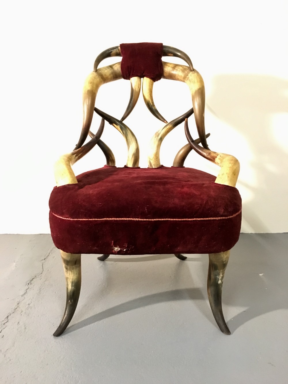 Rare large Scottish horn chair View II