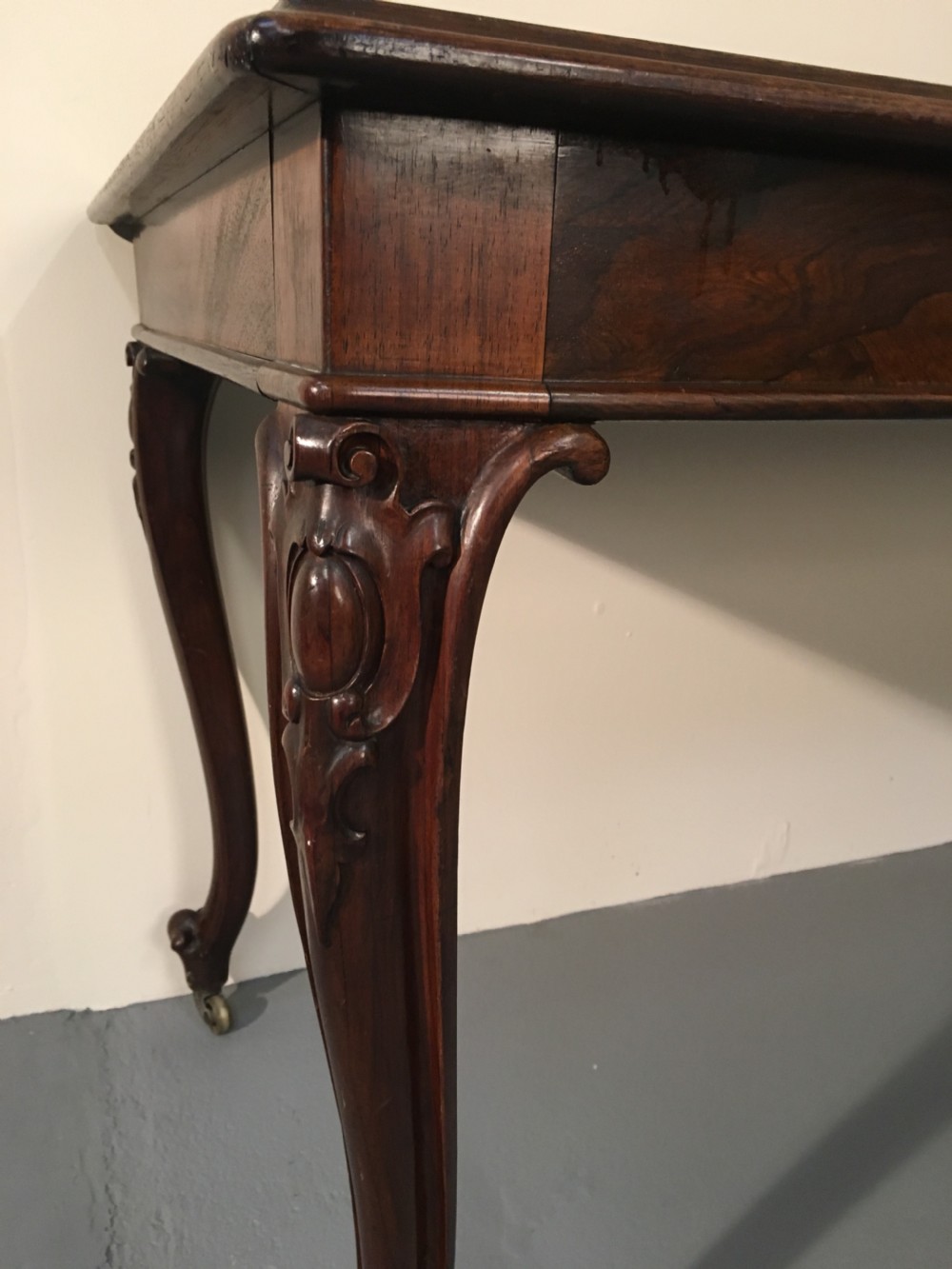 Superb rosewood writing table View V