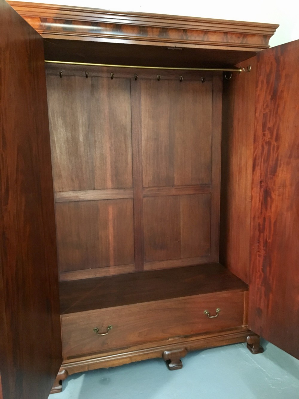 Fine Whytock and Reid wardrobe  View VI