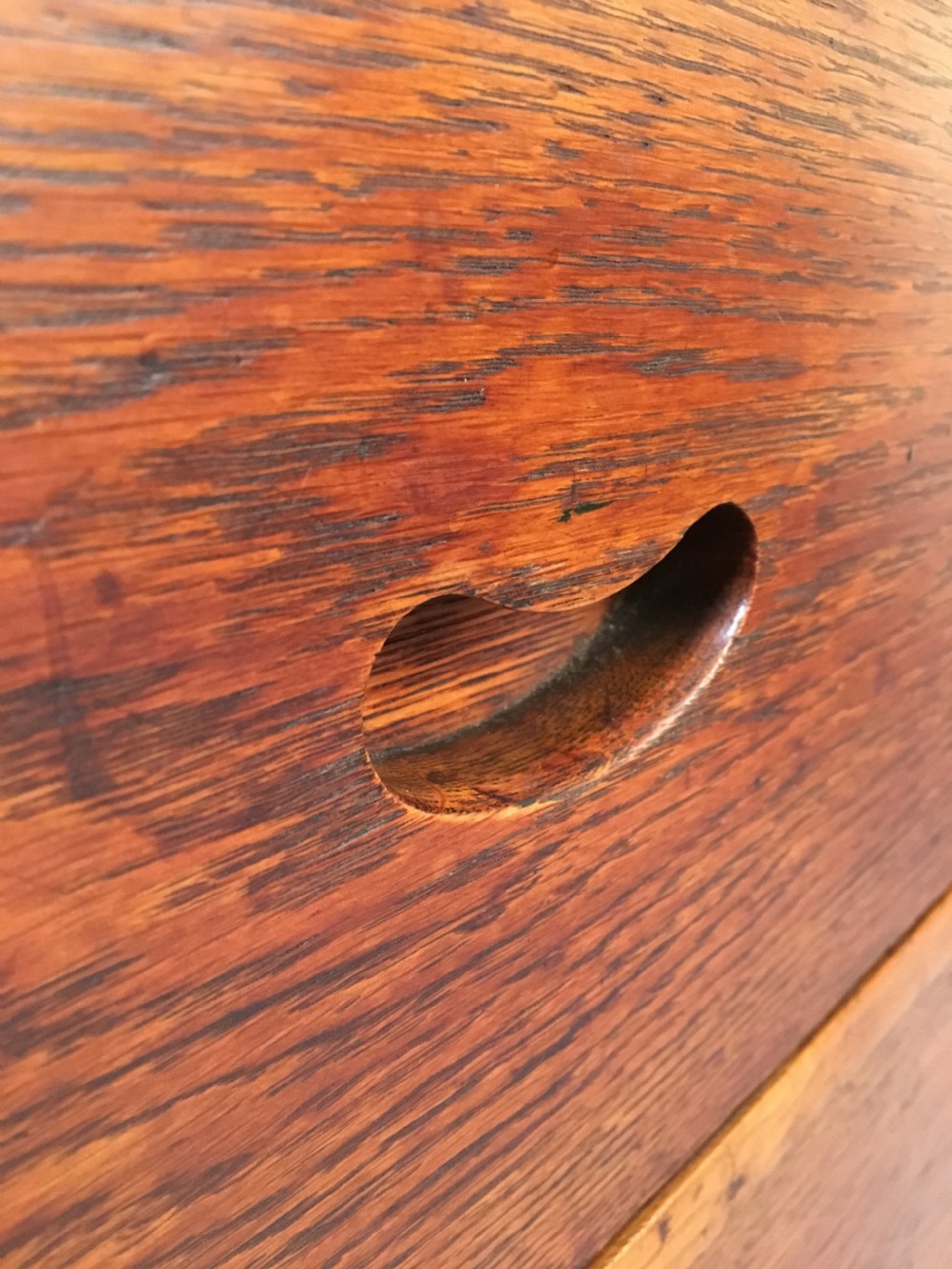 Superb arts and crafts chest of drawers  View II