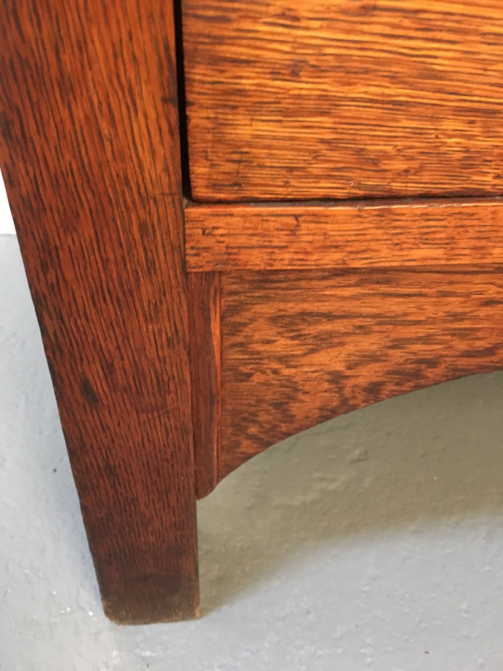 Superb arts and crafts chest of drawers  View VI