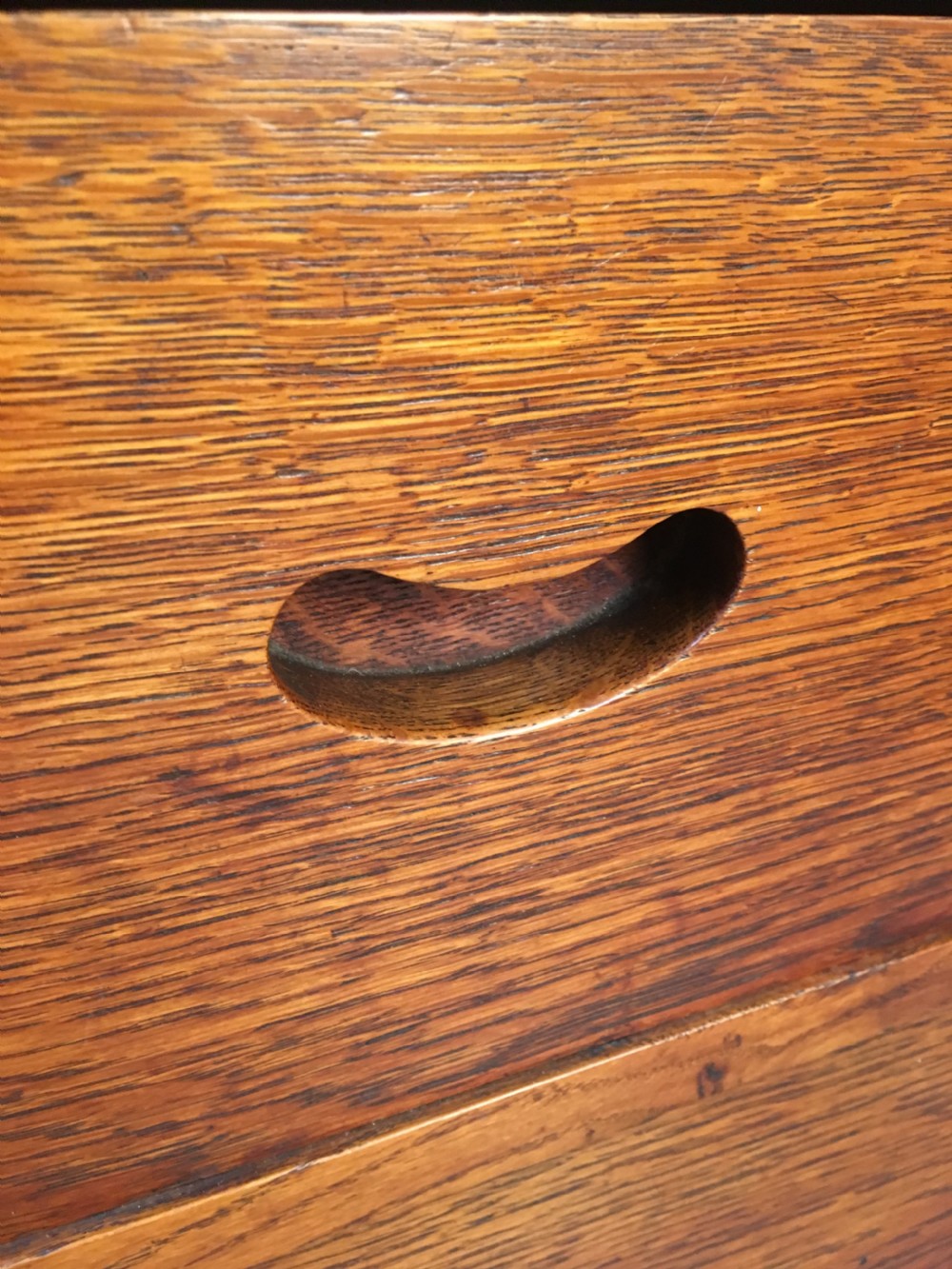 Superb arts and crafts chest of drawers  View VII
