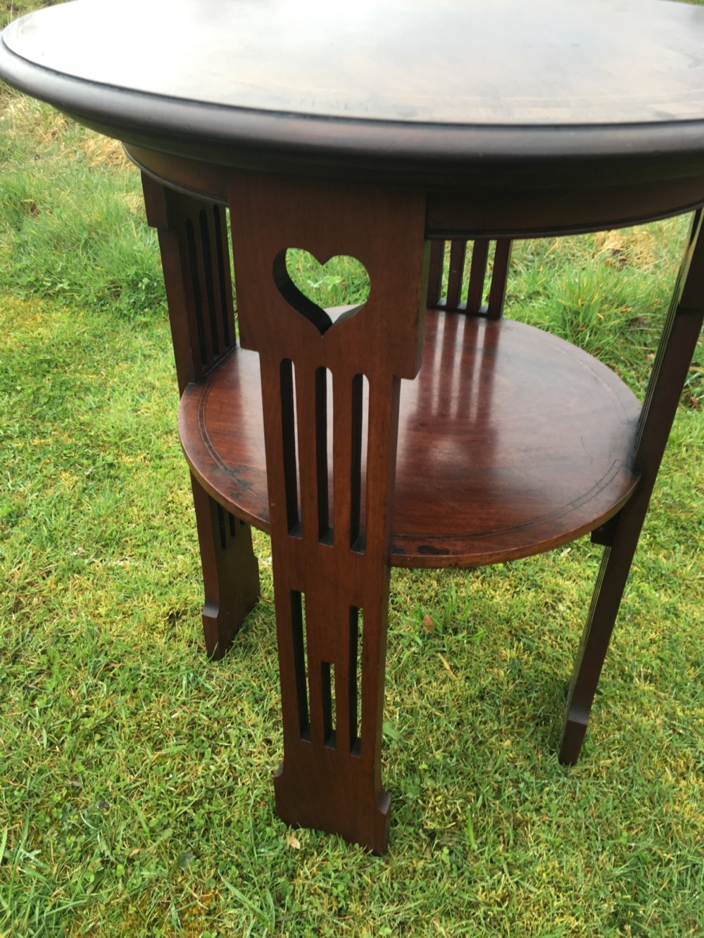 Good arts and crafts occasional table  View IV