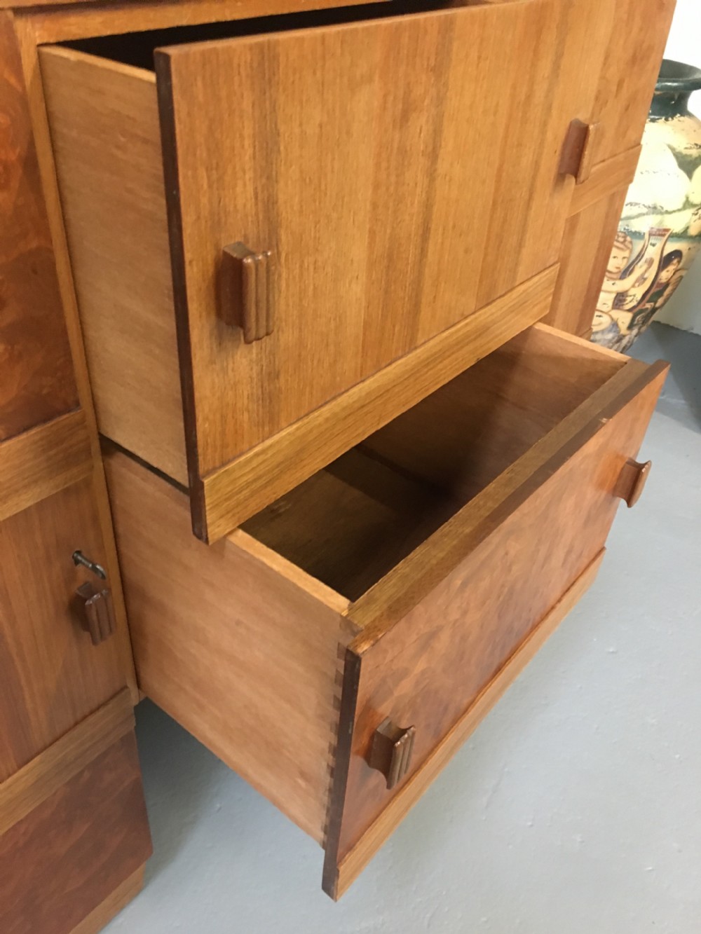 Art Deco walnut sideboard  View VII
