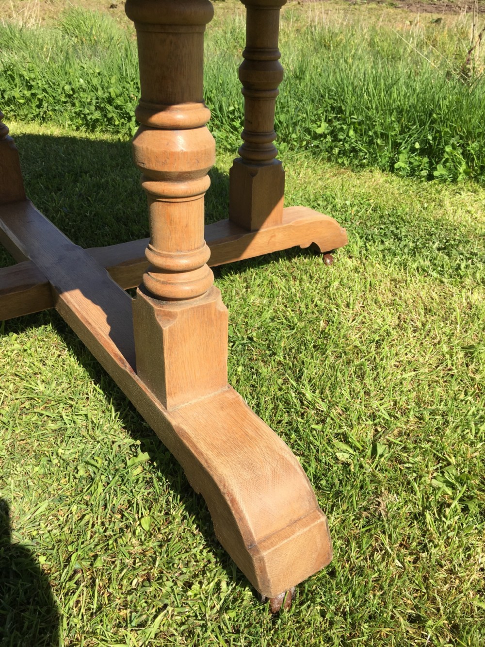 Dry oak gothic centre table  View VII