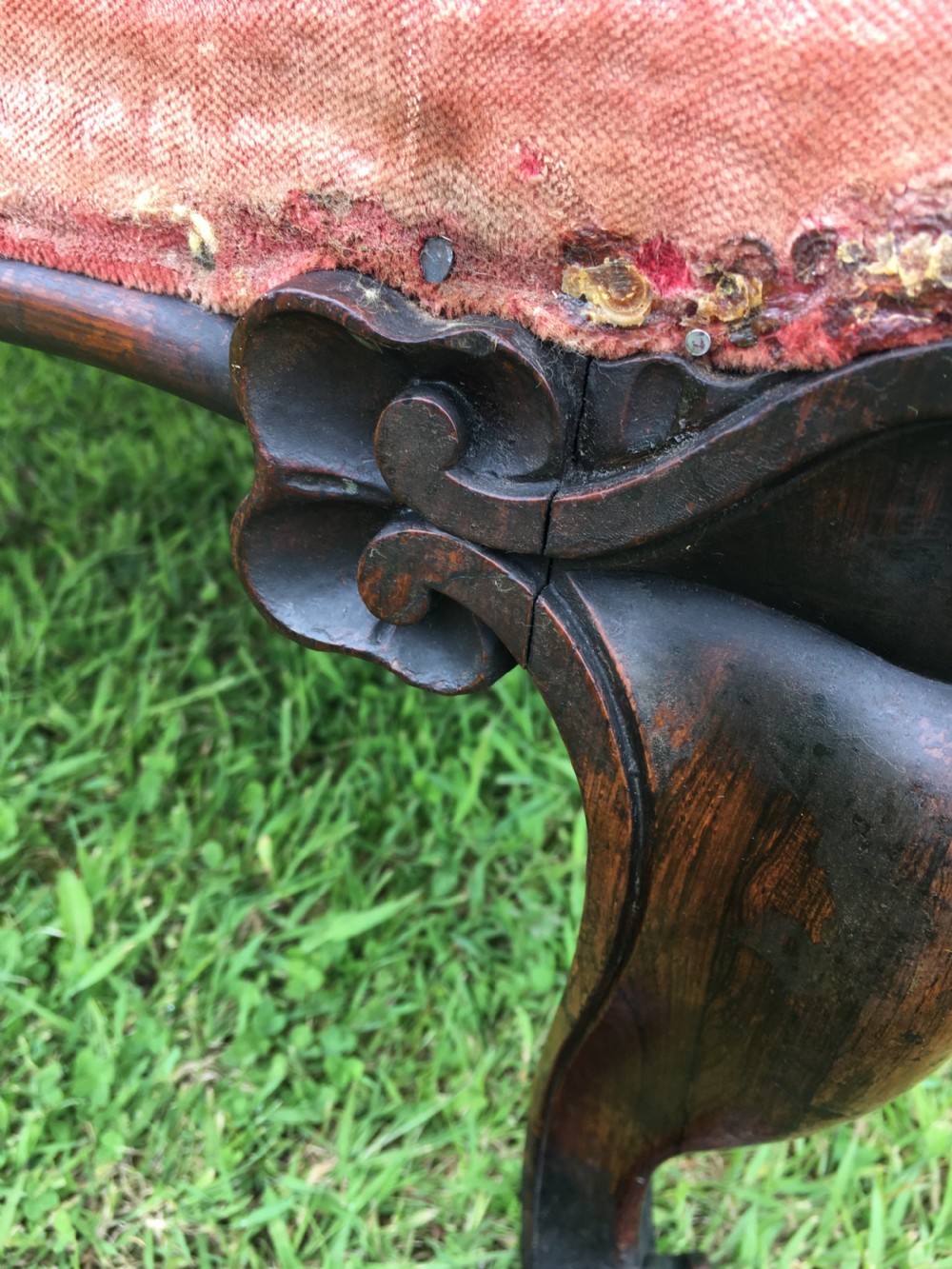 Rosewood centre stool  View VI