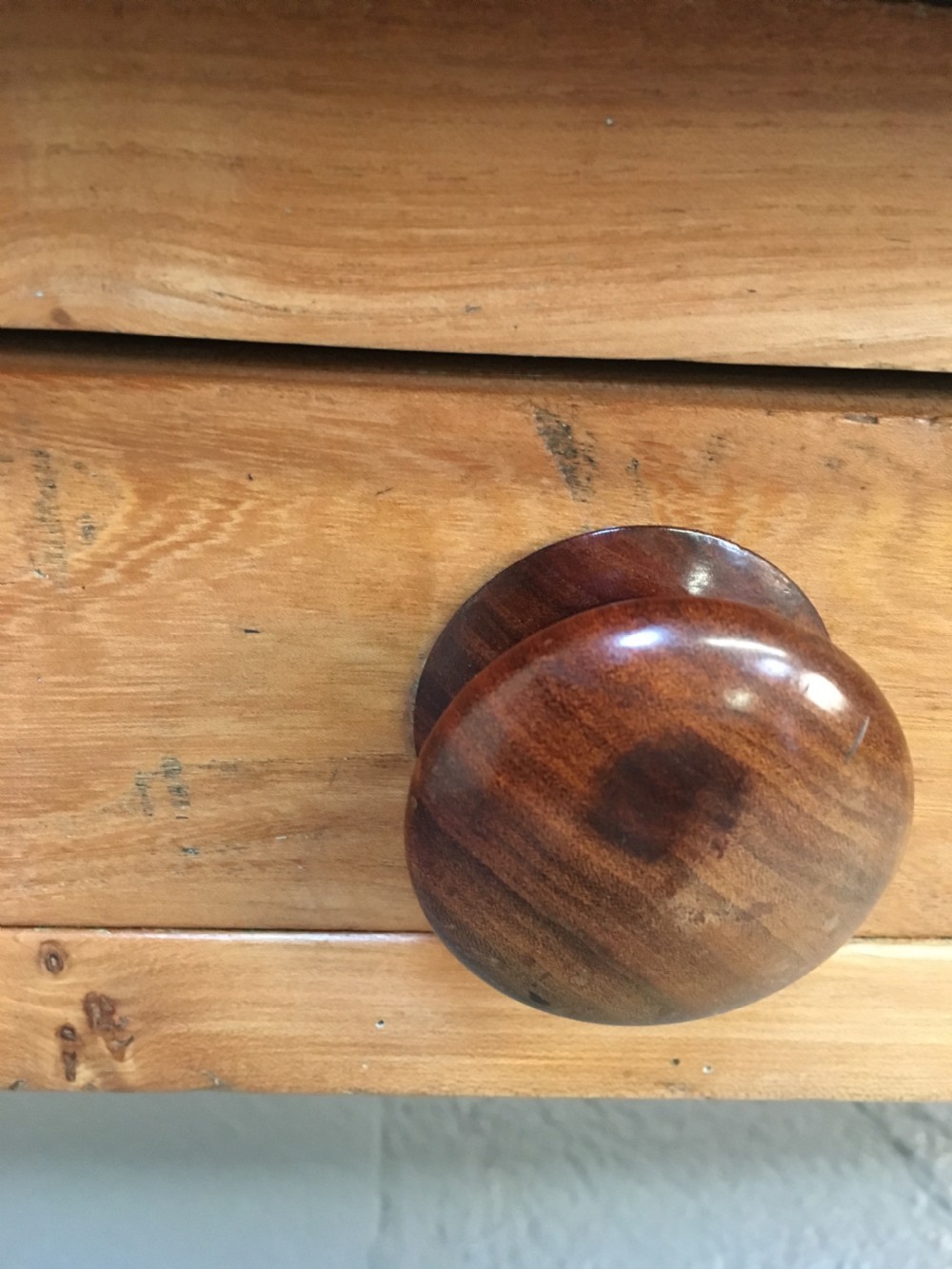 Rare Scottish elm serving table  View VIII