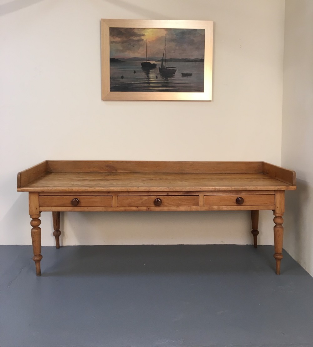 Rare Scottish elm serving table  View IX