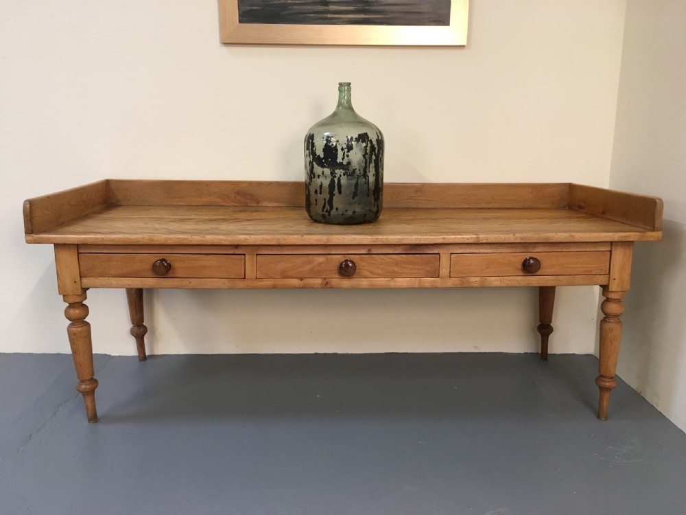 Rare Scottish elm serving table  View XIV