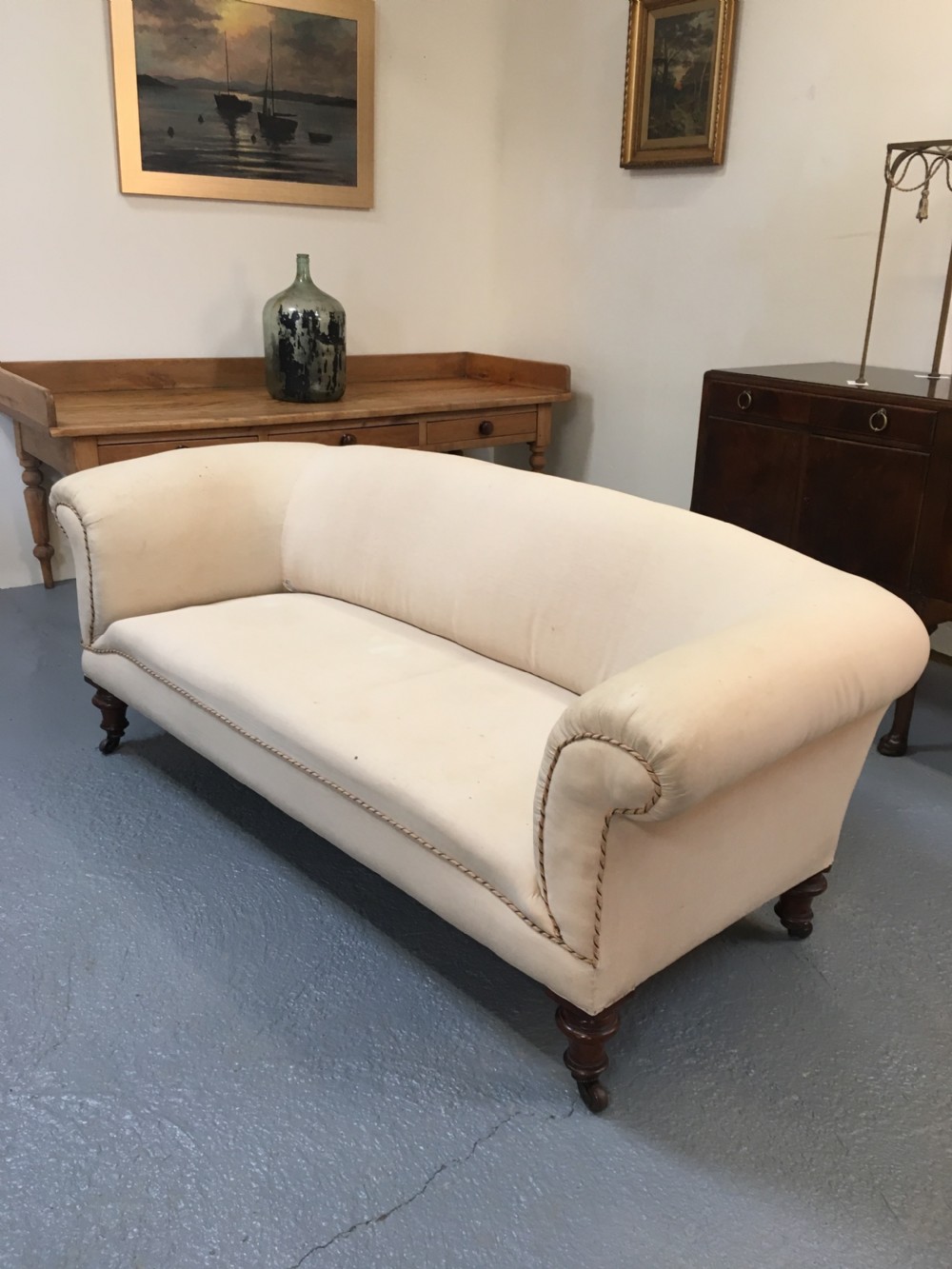 Good Chesterfield sofa  View VI