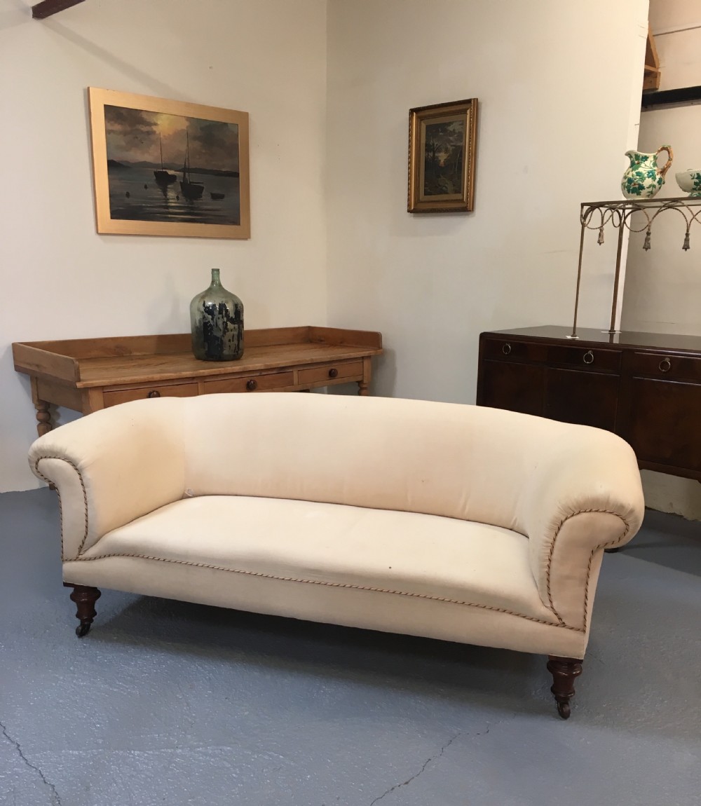 Good Chesterfield sofa  View X