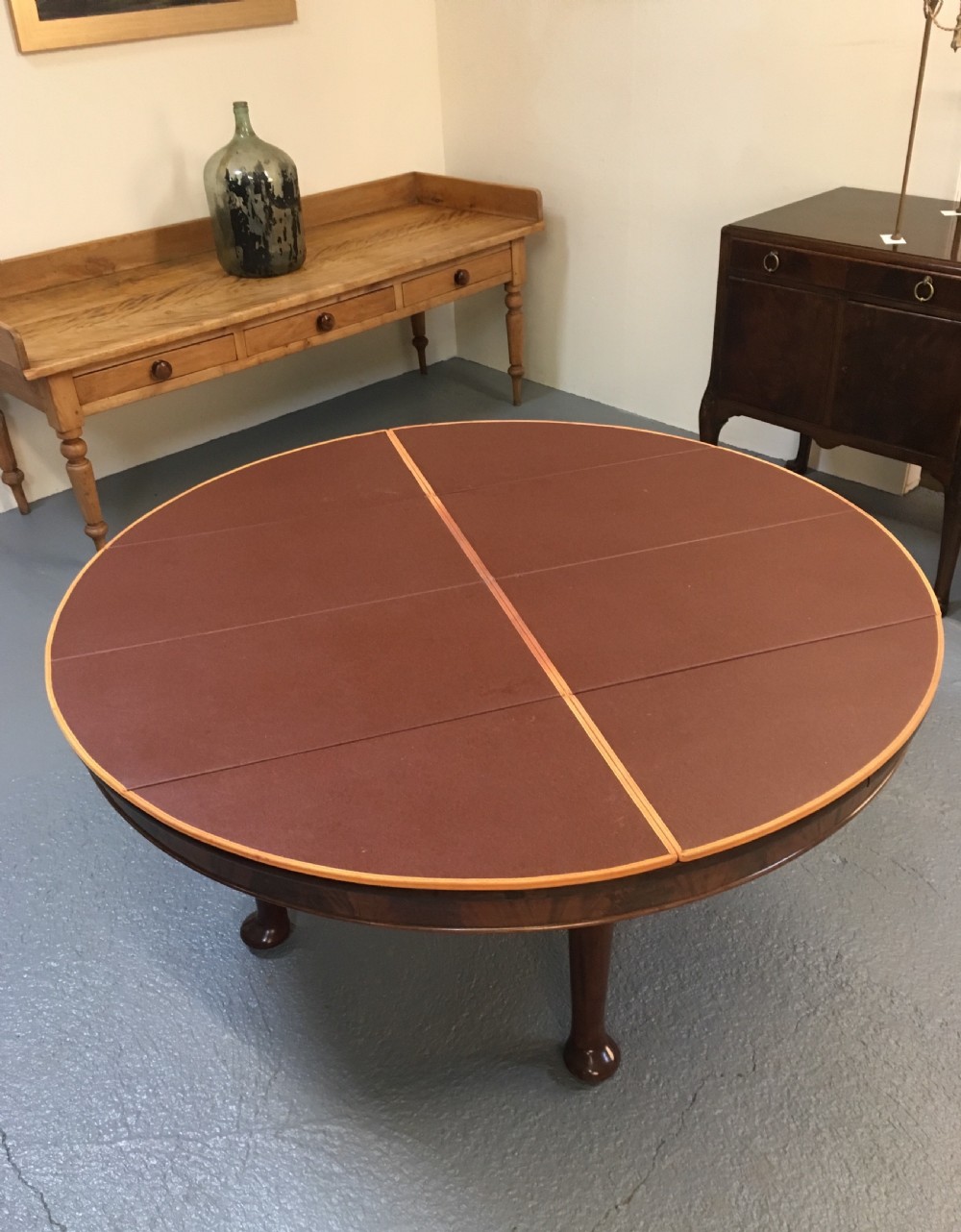 Large Scottish circular dining table  View IX