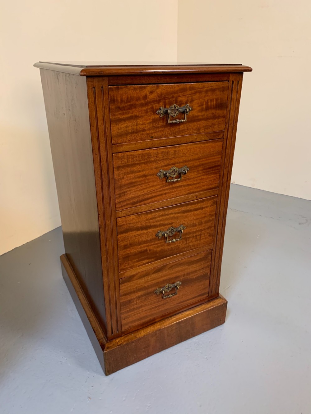 Pair mahogany bedside cabinets with drawers View III