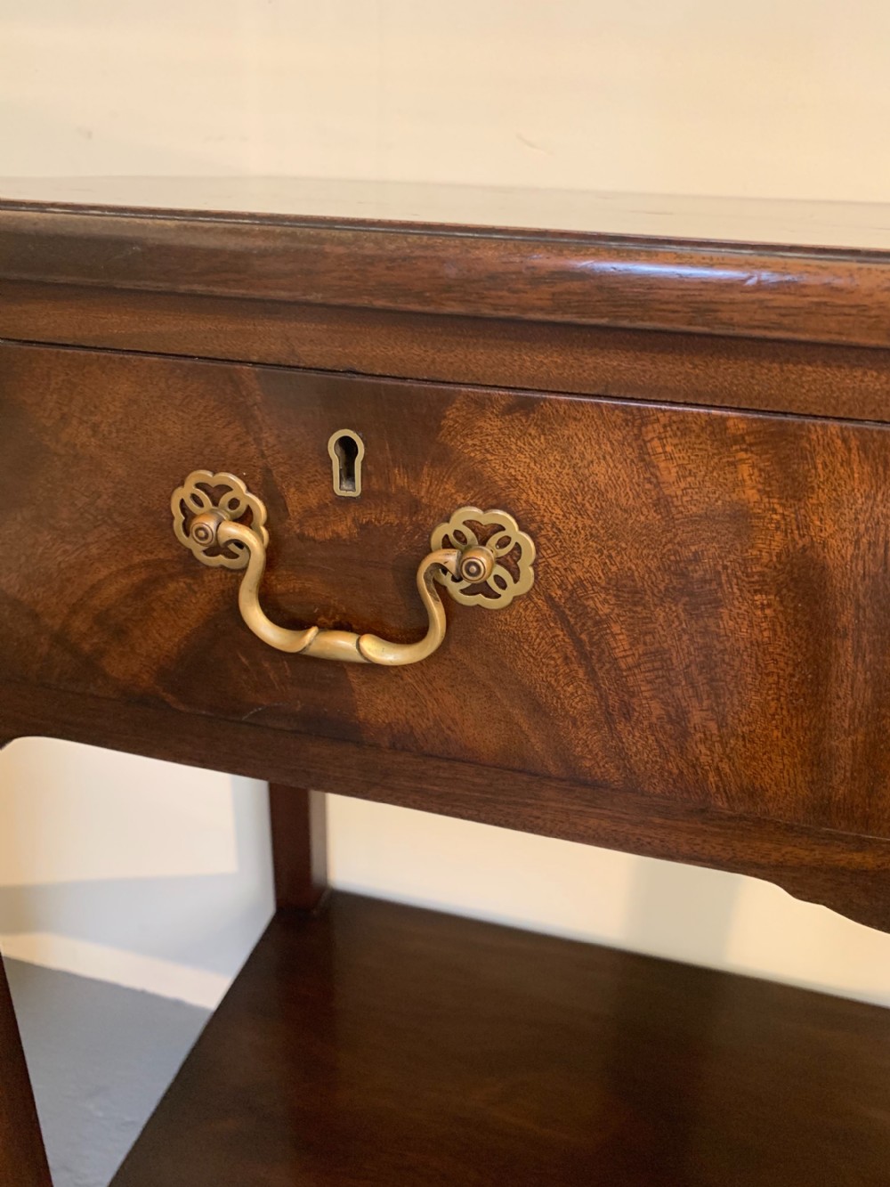 Excellent Whytock and Reid Edinburgh console table  View VIII