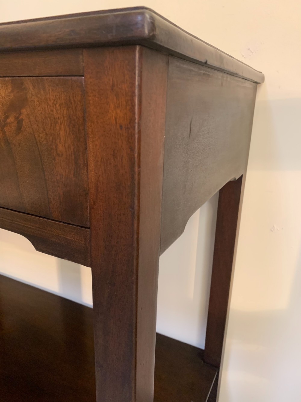 Excellent Whytock and Reid Edinburgh console table  View XI