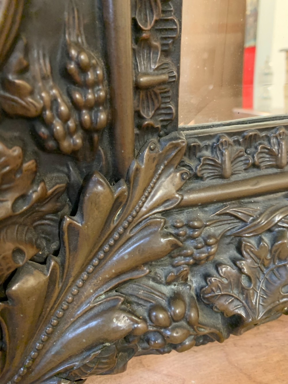 Exceptional large repousse mirror  View XII