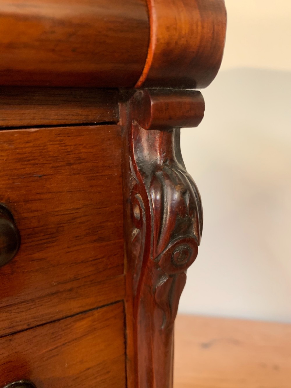 Superb Scottish miniature chest of drawers  View IX
