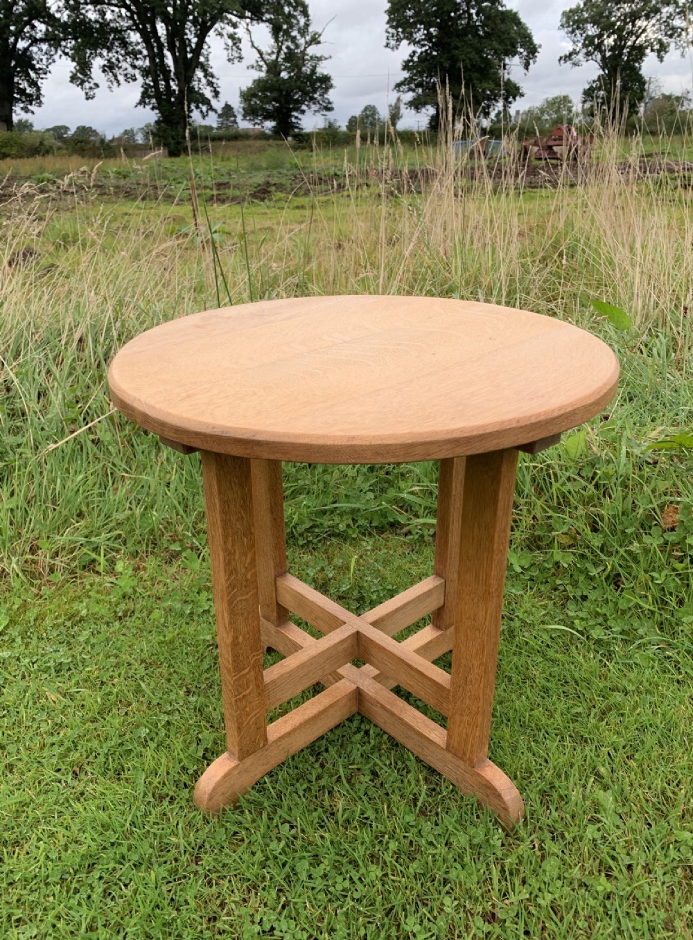 Arts and crafts oak table 