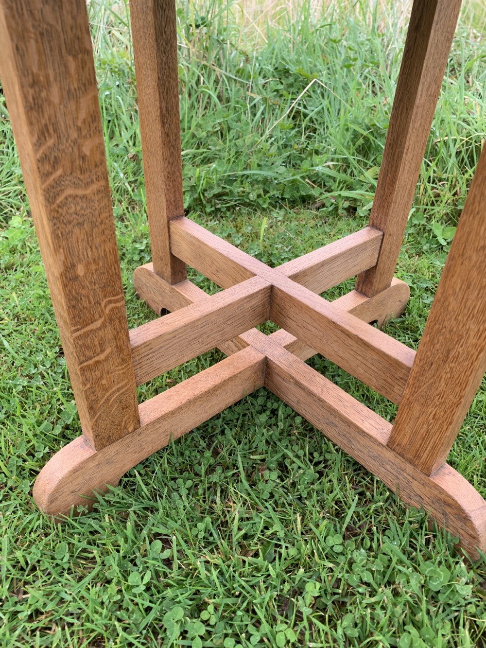 Arts and crafts oak table  View V