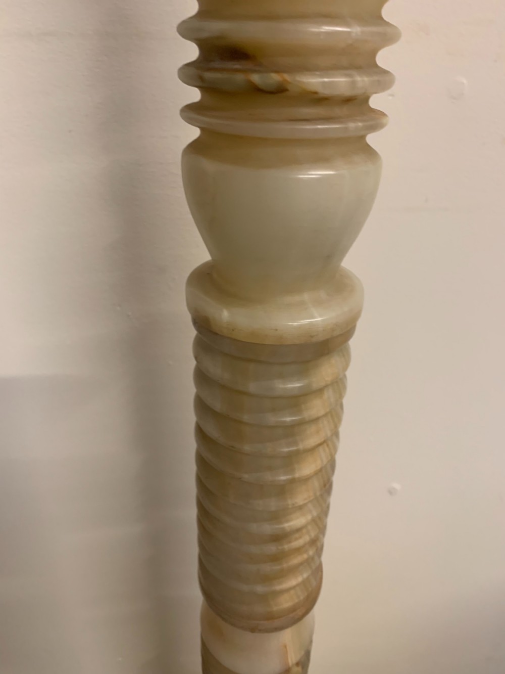 Onyx standard lamp View V