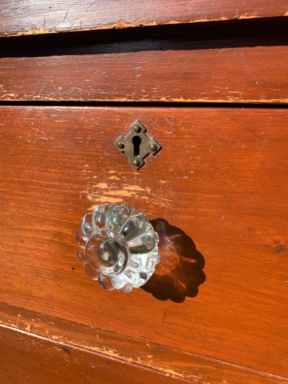 Small pine chest of drawers in original paint  View II