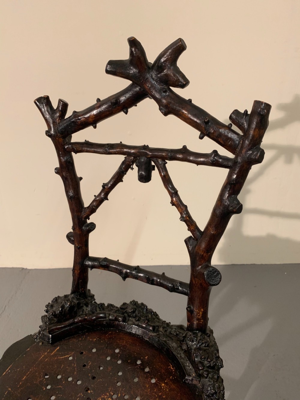Rare primitive hedgerow chair View XIII
