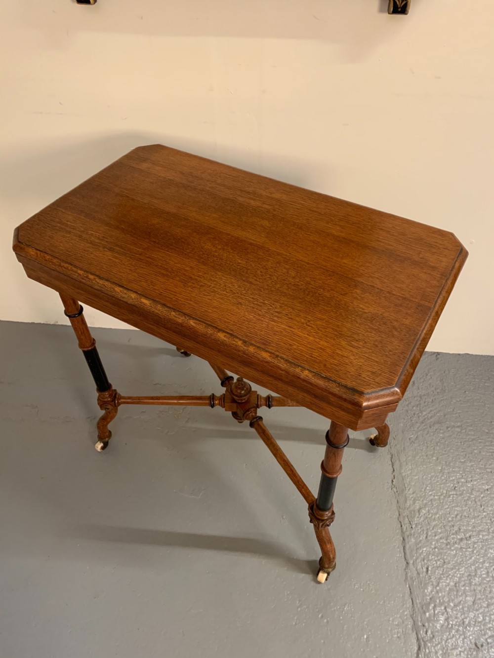 Unusual aesthetic card table  View IV