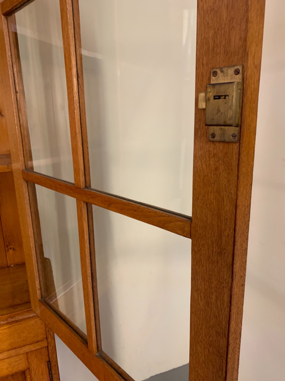 Superb oak glazed cupboard  View VI