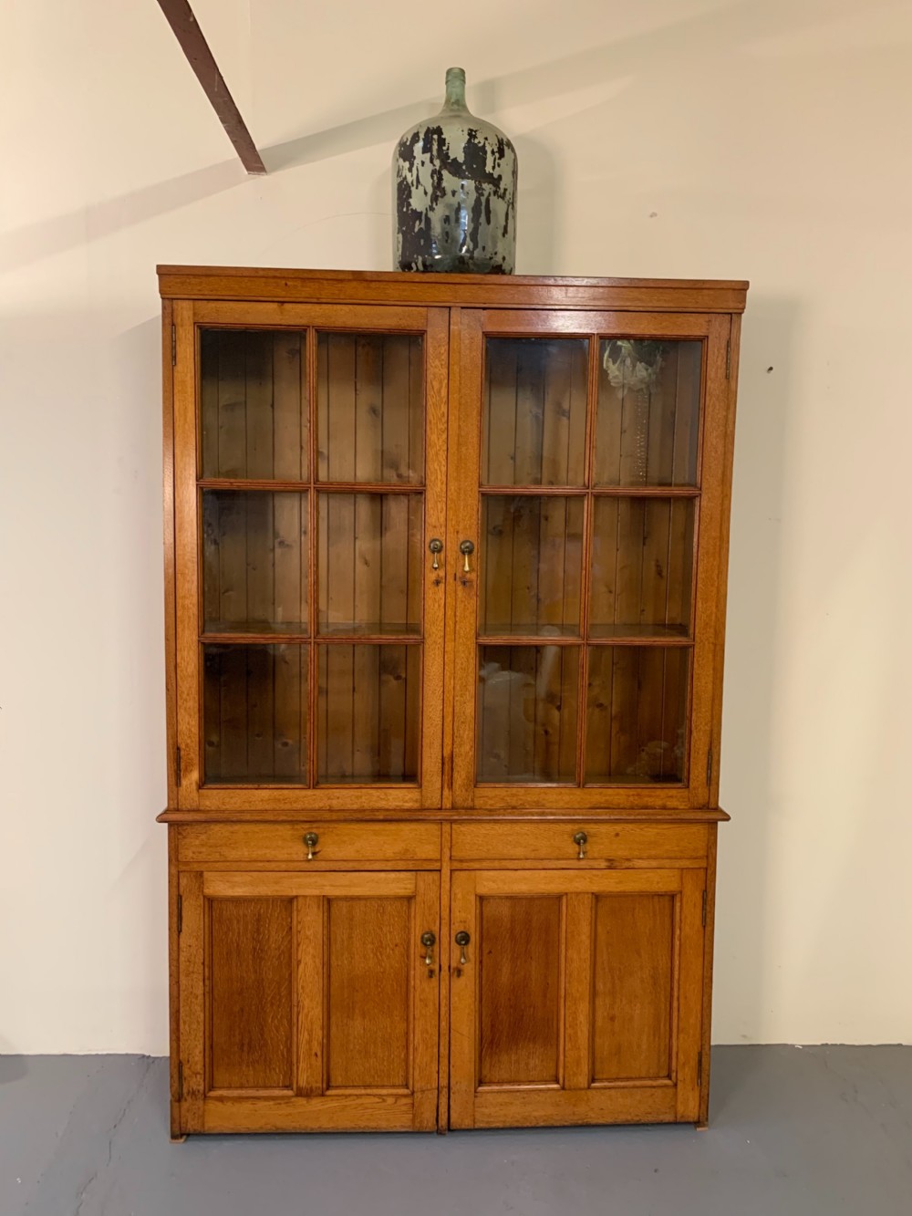 Superb oak glazed cupboard  View XII