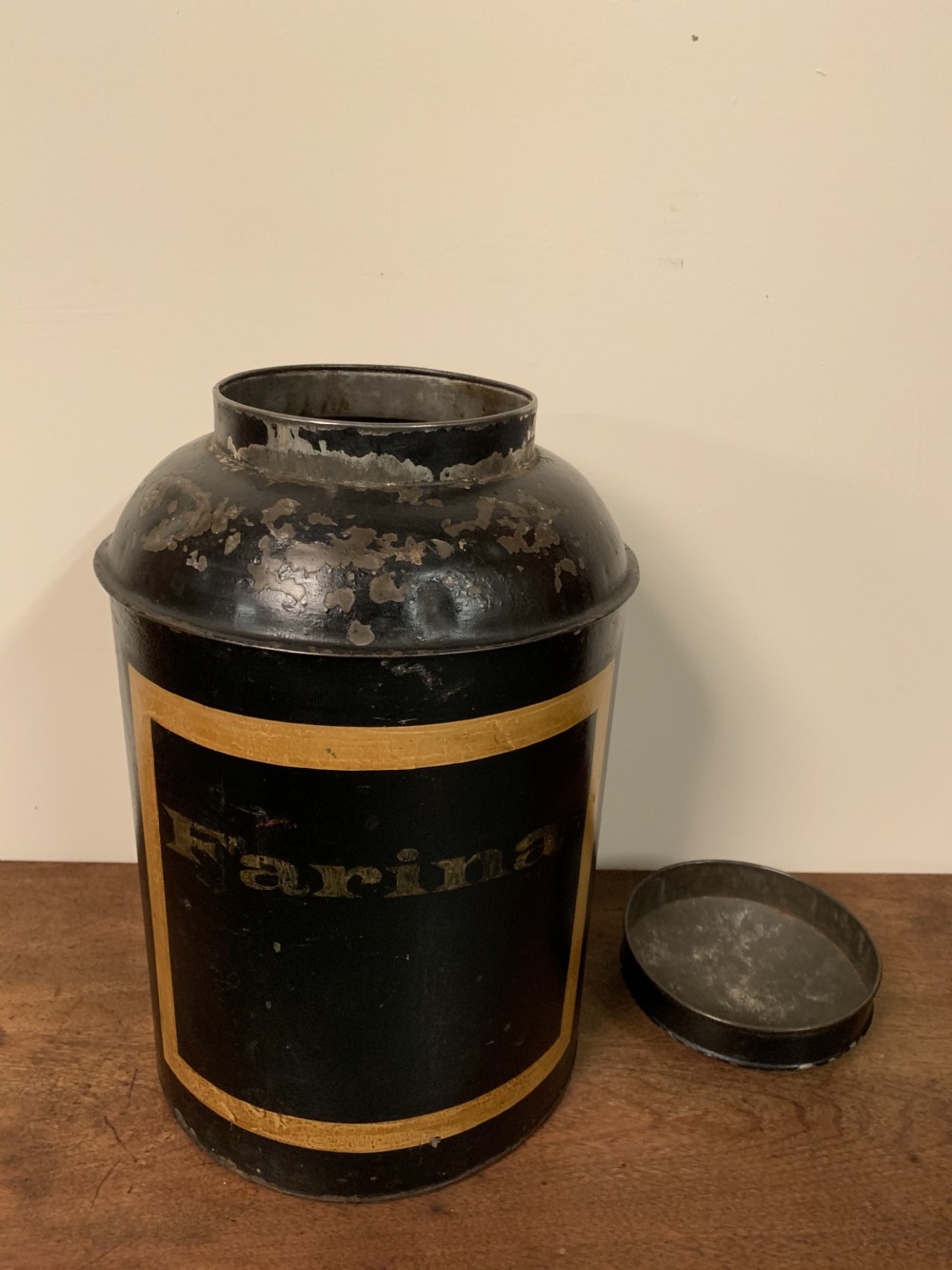 Huge tole canister  View VI