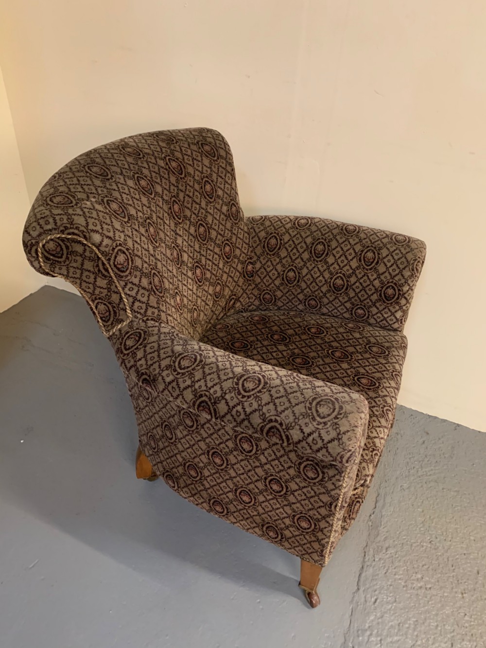Good Howard Woodstock style armchair  View VI