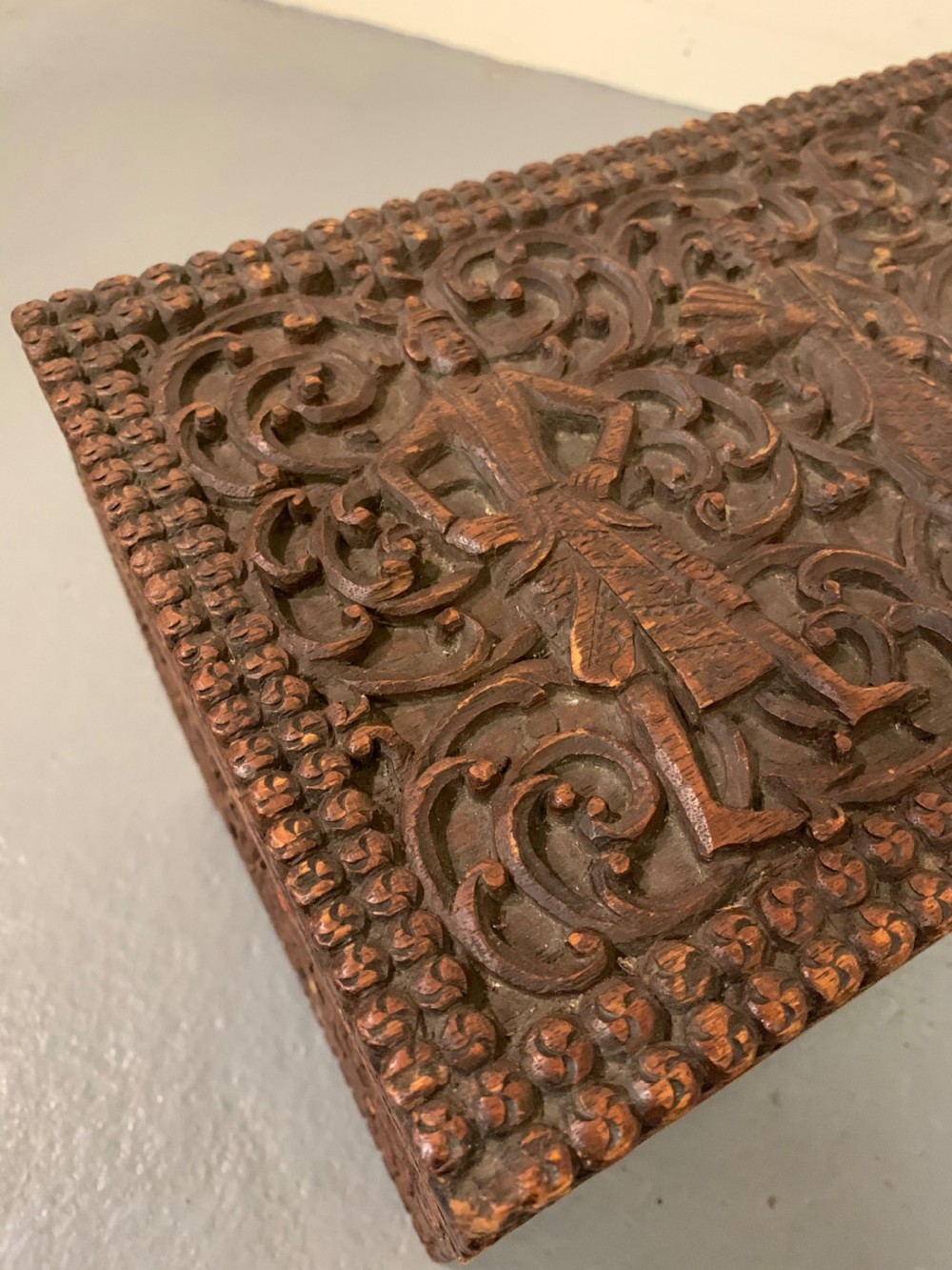 Good Anglo Indian carved box View VII
