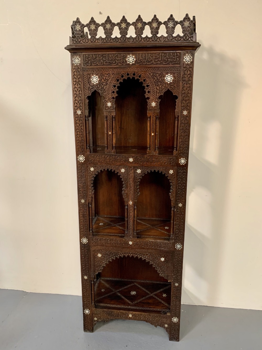 Good moorish display cabinet 