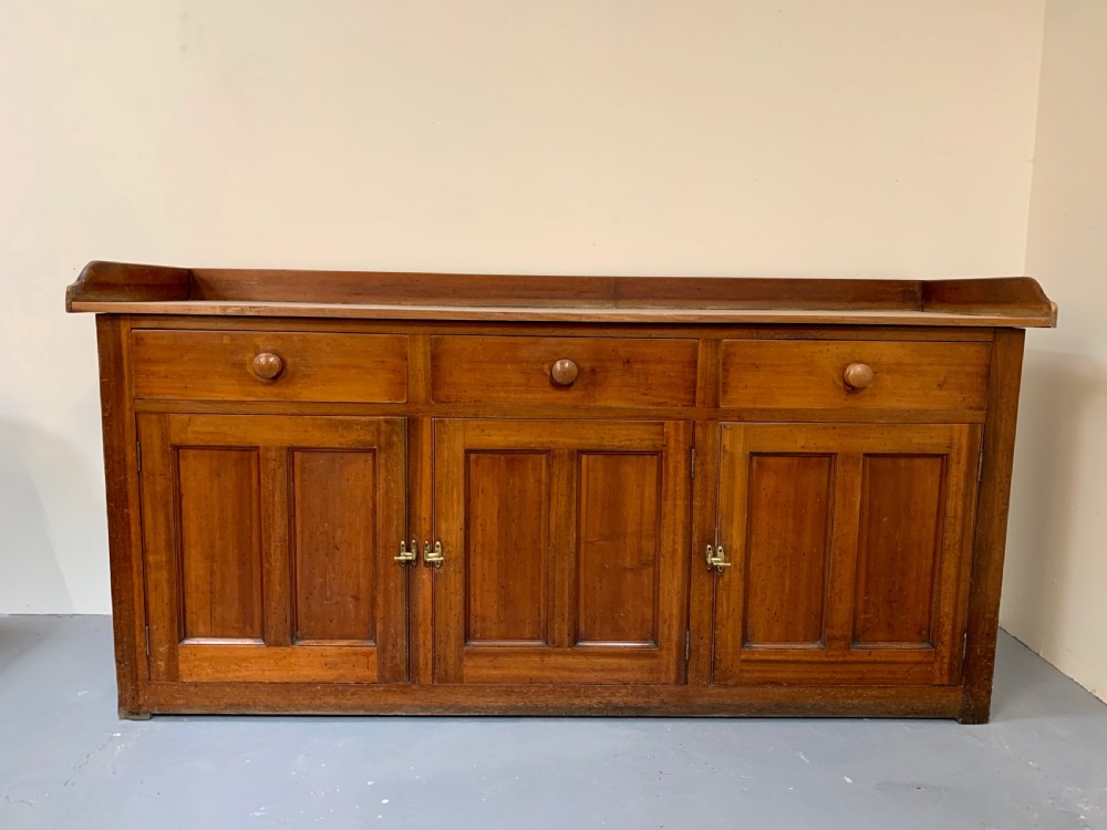 Large Scottish lowland dresser  View III