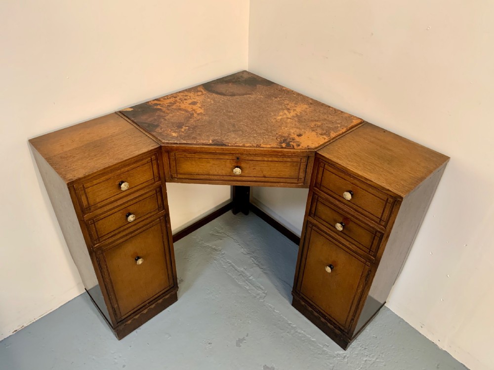 Heals oak corner desk View IV