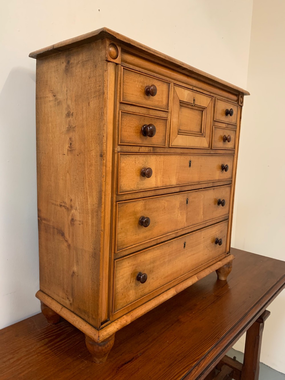 Scottish apprentice chest of drawers  View IV