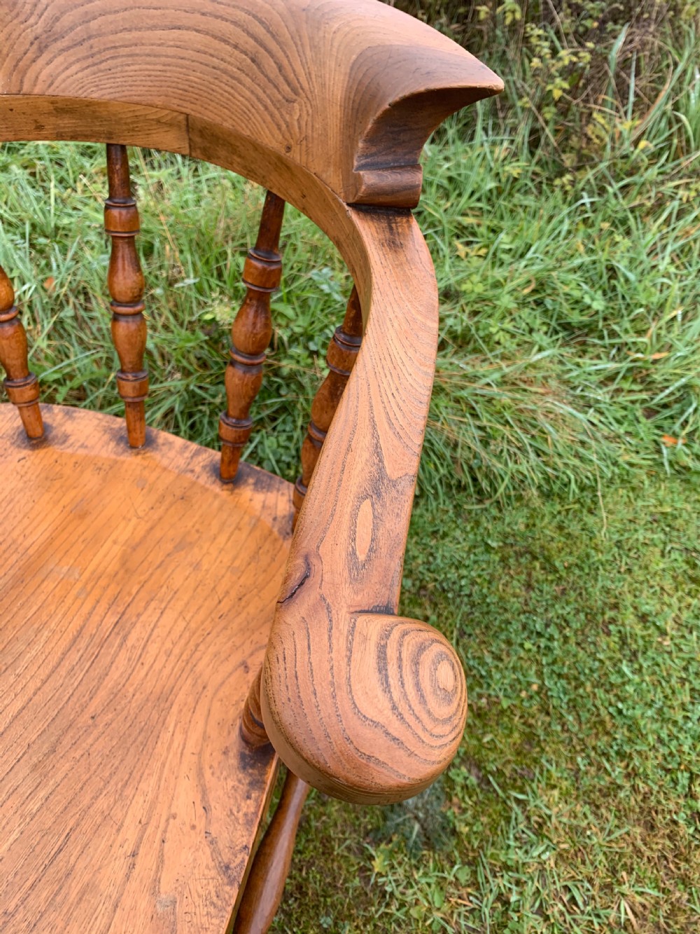 Elm smokers bow armchair  View II