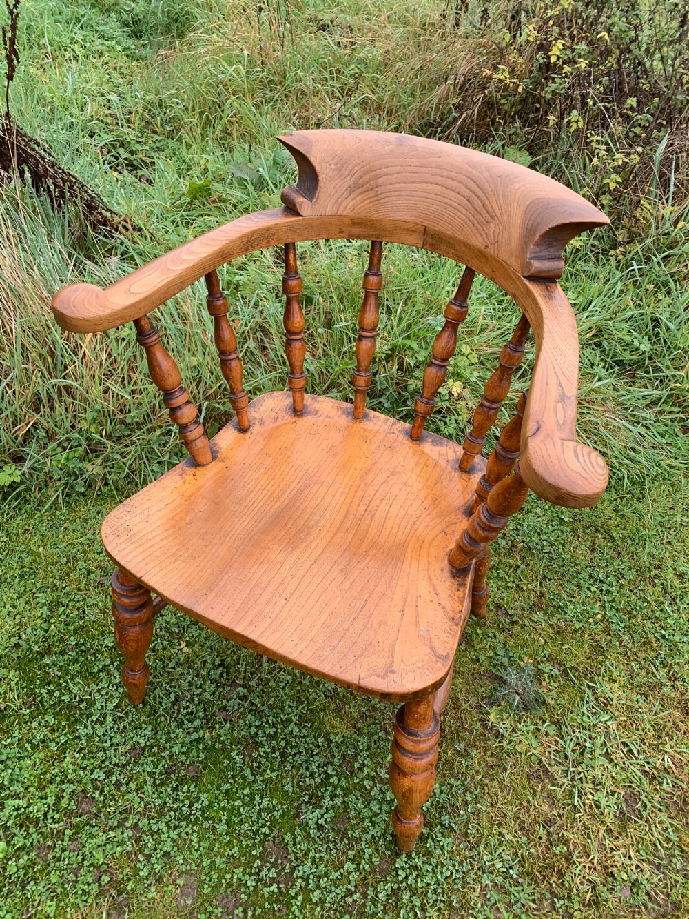 Elm smokers bow armchair  View V