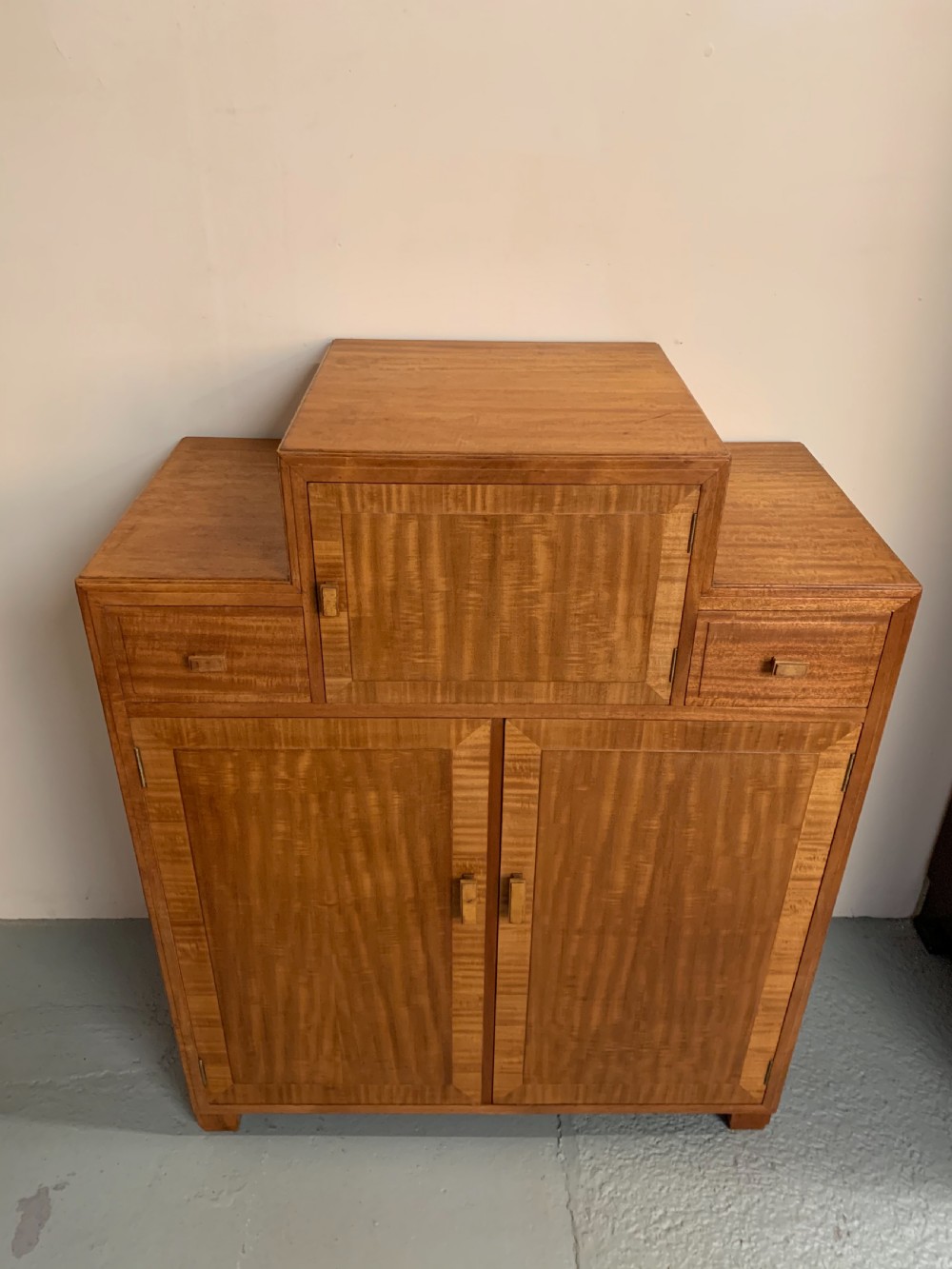 Heals Art Deco side cabinet  View IV