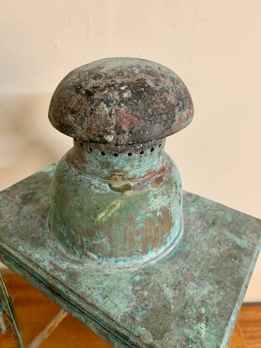 Patinated bronze wall lantern  View IV