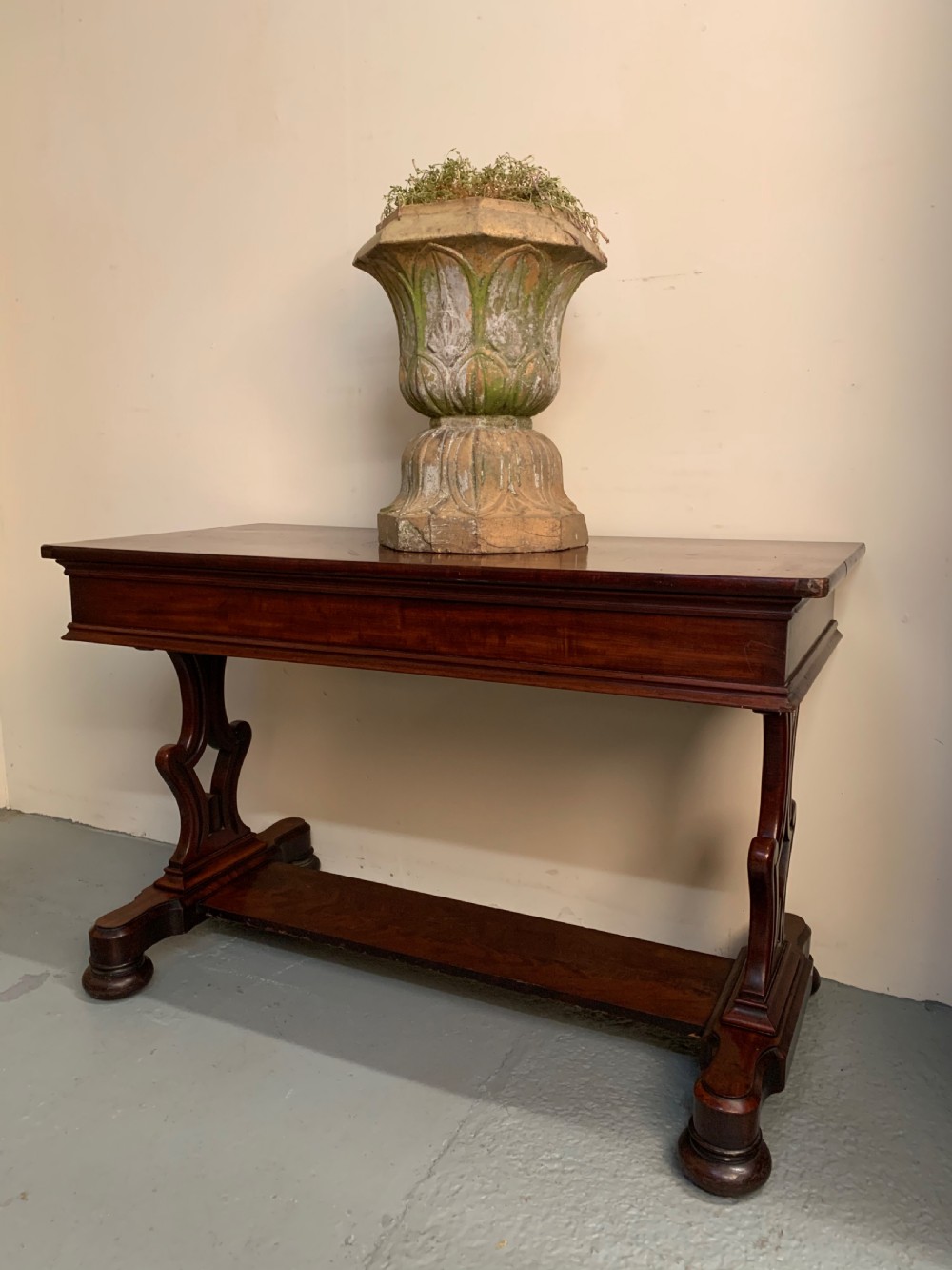 Scottish terracotta garden urn View X