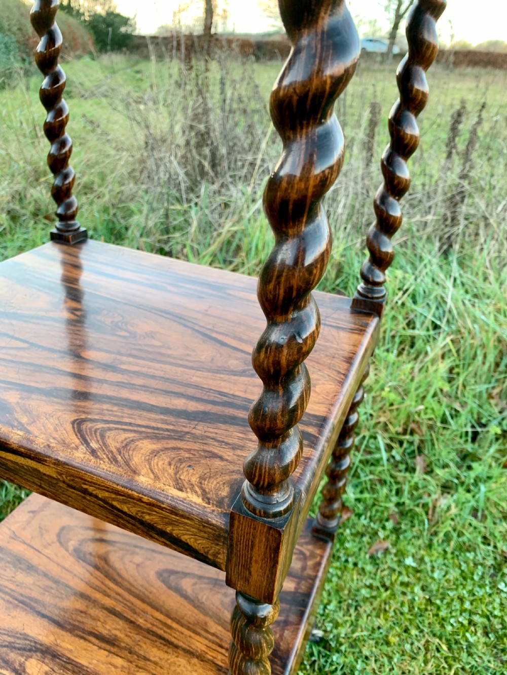 Rare original paint whatnot etagere  View III