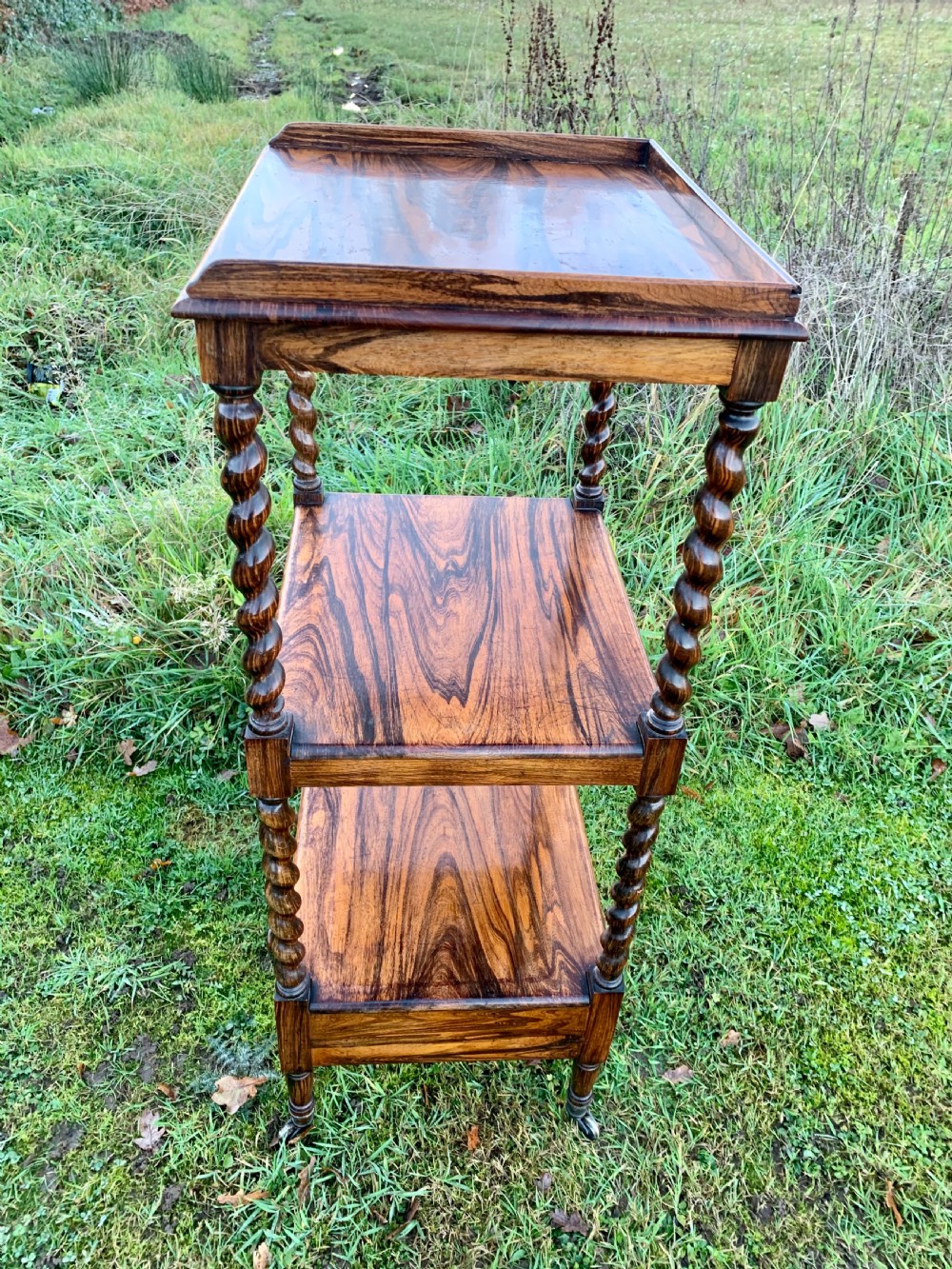 Rare original paint whatnot etagere  View VI