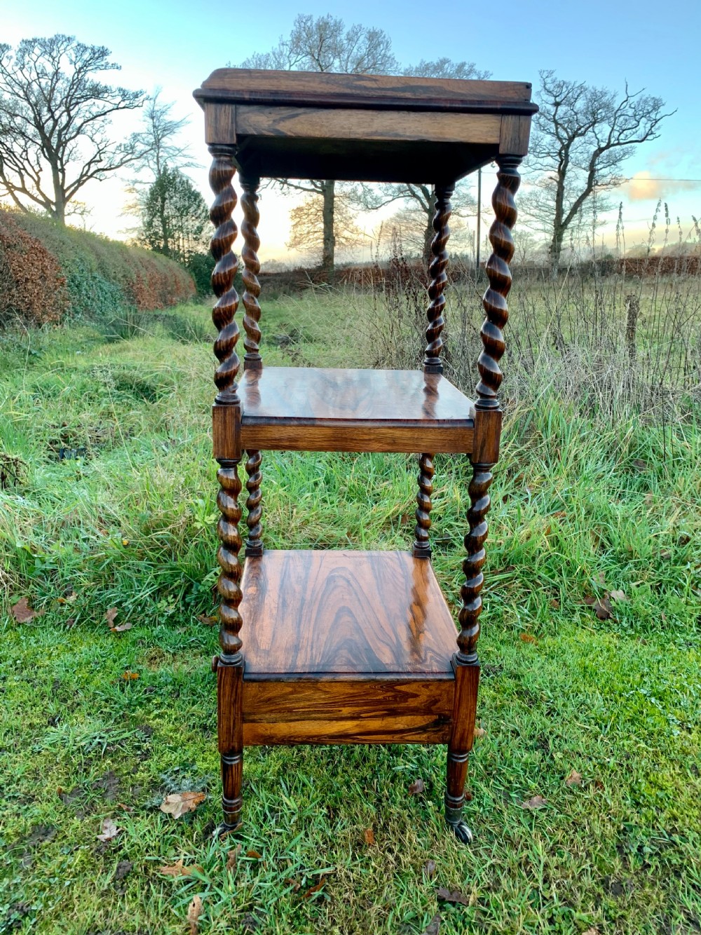 Rare original paint whatnot etagere  View VII