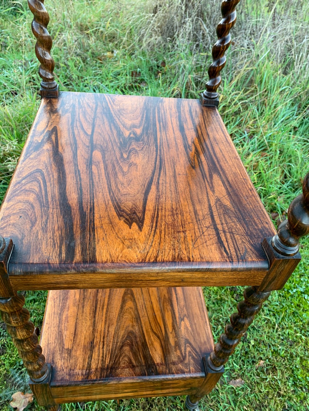 Rare original paint whatnot etagere  View X