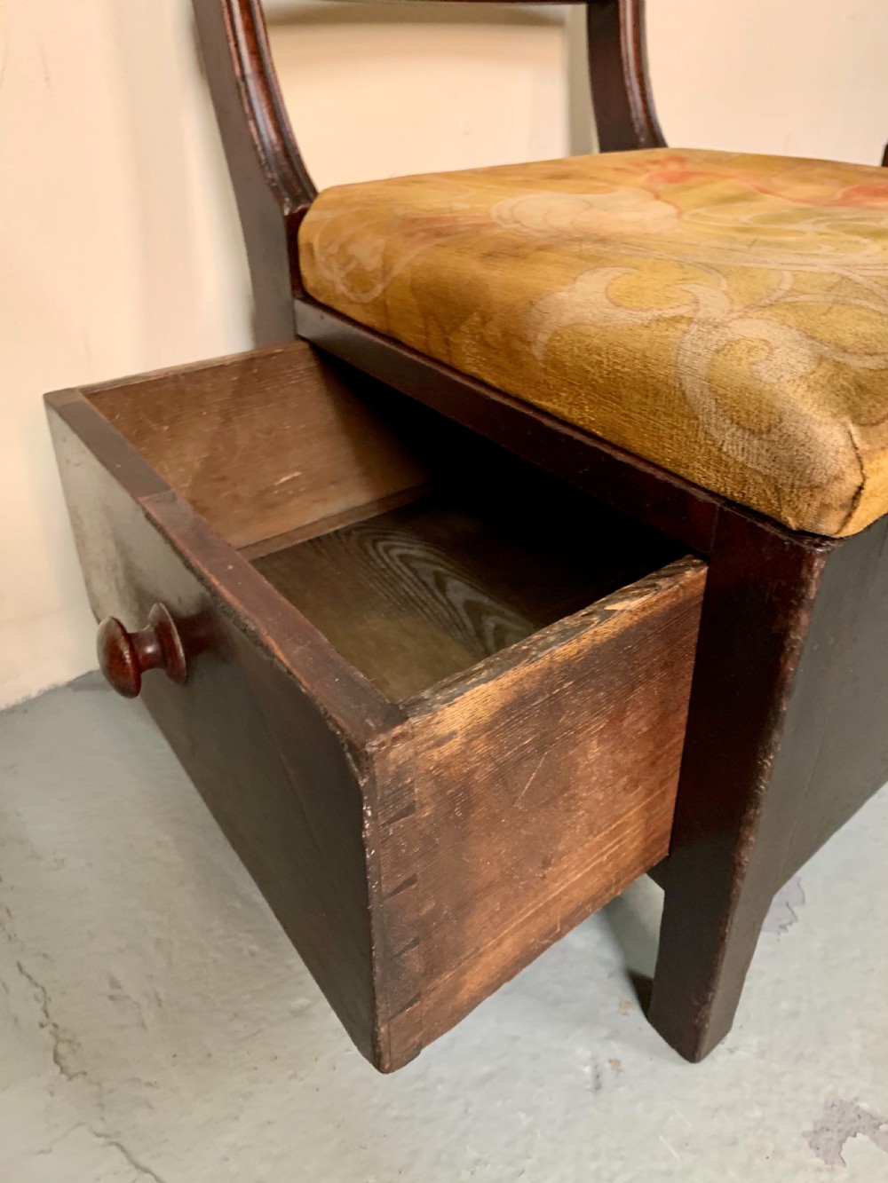 Unusual low chair with drawer  View IV