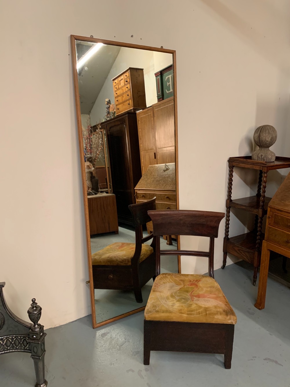 Large oak outfitters mirror  View IV