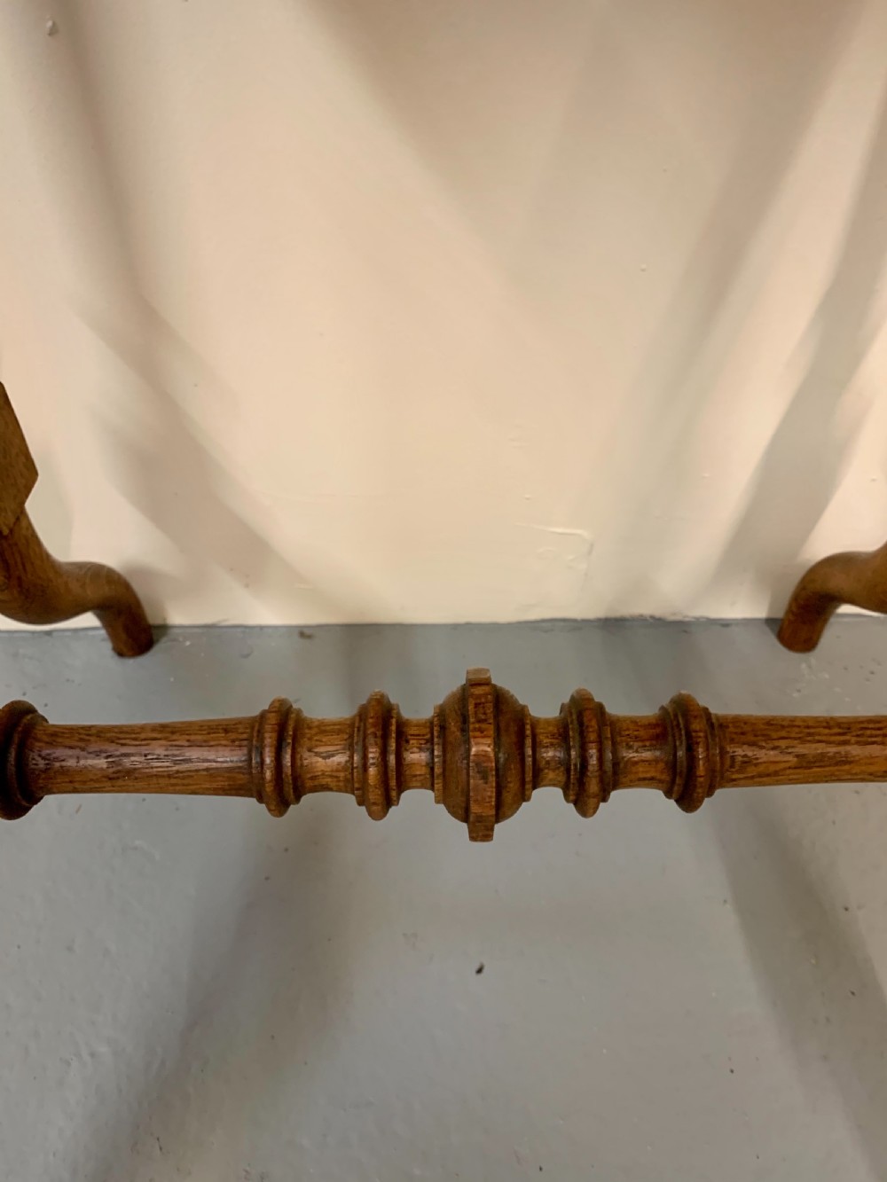Aesthetic oak lamp table  View VII