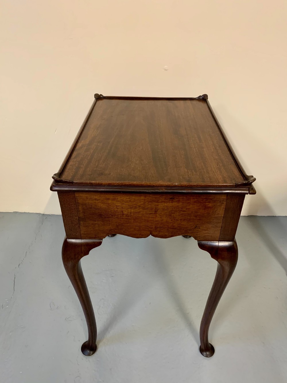 Mahogany lamp table View VII